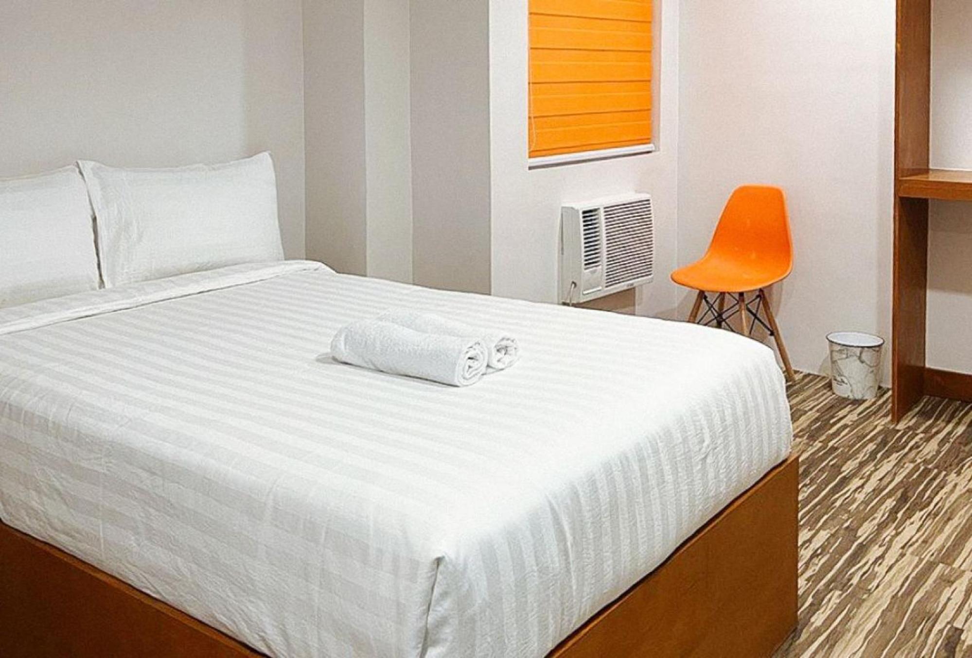 Lea Robert Hotel Angeles Pampanga By Reddoorz Dış mekan fotoğraf
